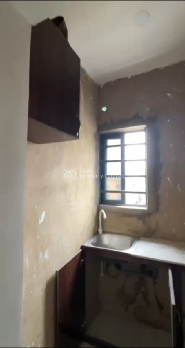 Newly Built Spacious Room Self Contain with Car Park and Modern Finishing, Akoka, Yaba, Lagos, Self Contain (single Rooms) for Rent