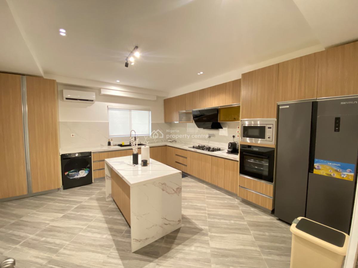 Fully Furnished 4 Bedrooms Maisonette with a Maid Room, Periwinkle Estate, Lekki Phase 1, Lekki, Lagos, Flat / Apartment for Rent