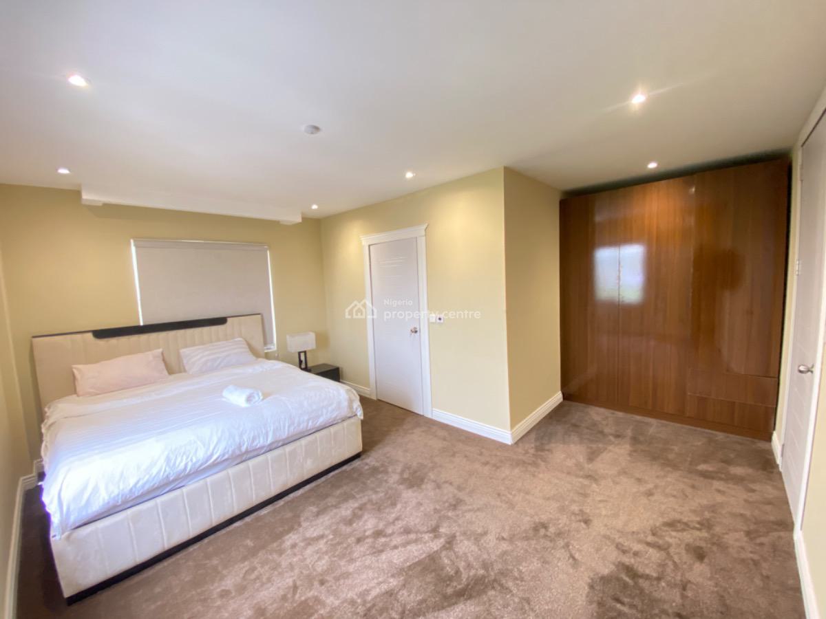Fully Furnished 4 Bedrooms Maisonette with a Maid Room, Periwinkle Estate, Lekki Phase 1, Lekki, Lagos, Flat / Apartment for Rent