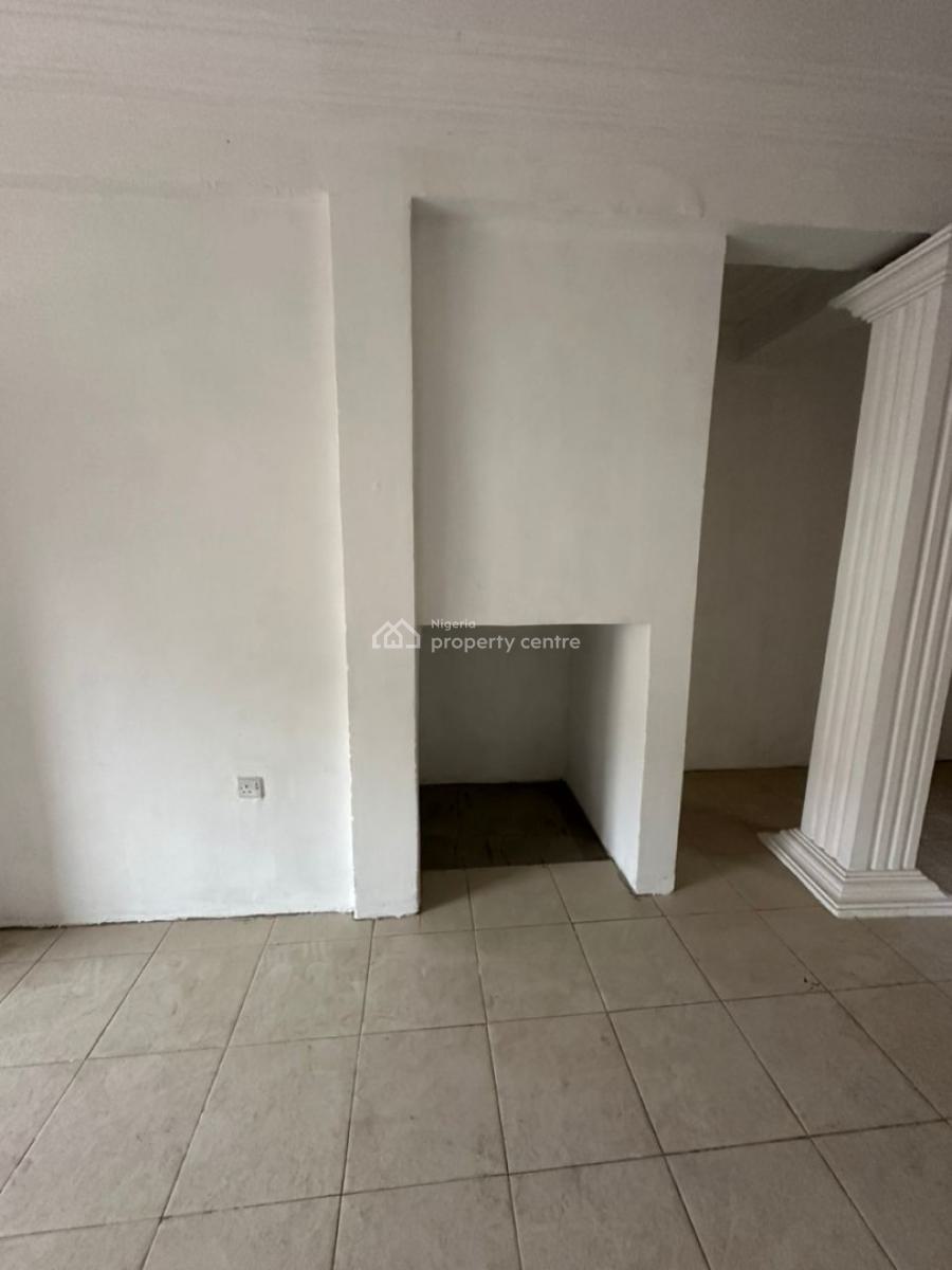 Decent 3 Bedroom Flat Ensuit in an Estate, Thomas Estate, Ajah, Lagos, Flat / Apartment for Rent