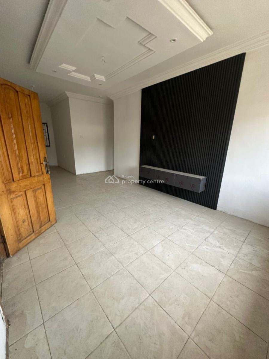 Decent 3 Bedroom Flat Ensuit in an Estate, Thomas Estate, Ajah, Lagos, Flat / Apartment for Rent