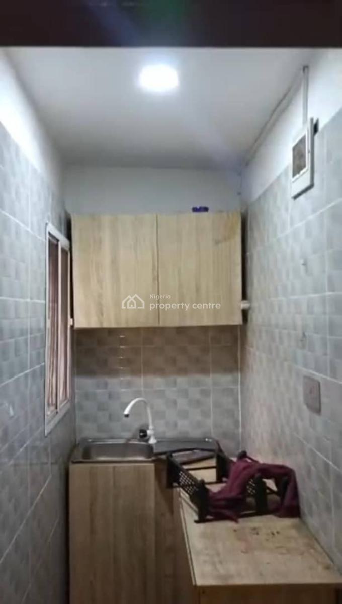 Lovely Sweet Mini Flat, Alagomeji, Yaba, Lagos, Mini Flat (room and Parlour) for Rent
