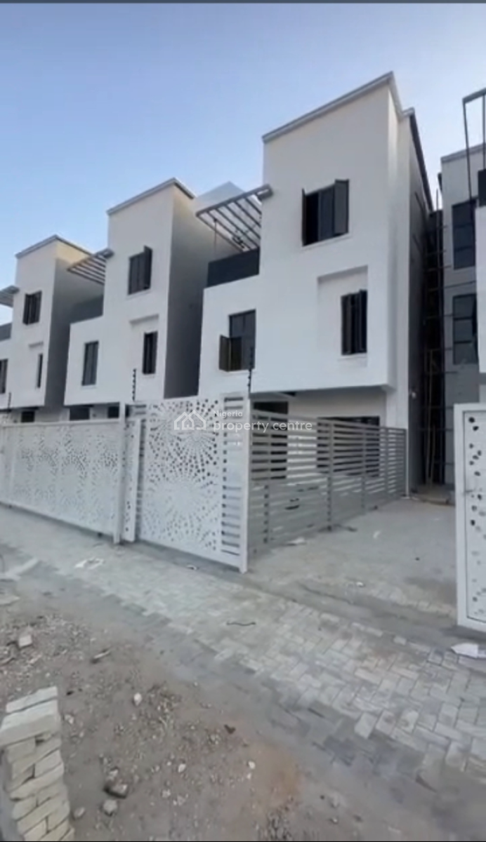 Luxury 4 Bedroom Terrace Duplex with Bq Privately Gated on Tared Road, Guzape District, Abuja, Terraced Duplex for Sale