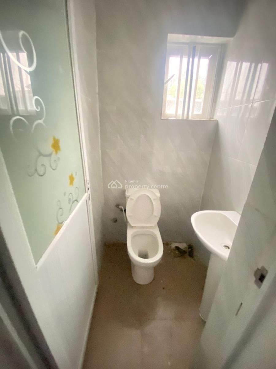 2 Bedroom Flat Ground Floor, Ogunfayo, Ibeju Lekki, Lagos, Flat / Apartment for Rent