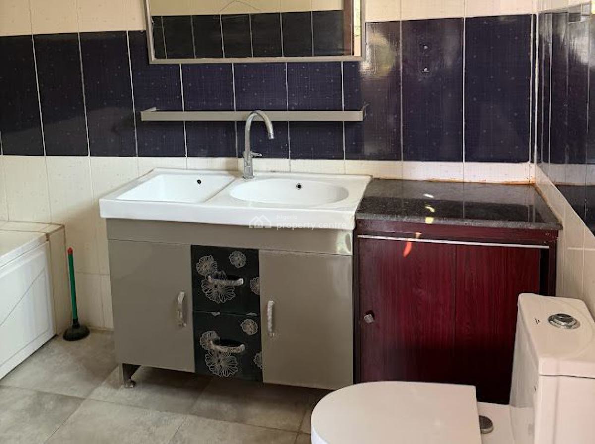 Well Maintained 5 Bedroom Detached Duplex ., Orchid Road, Lekki, Lagos, Detached Duplex for Sale