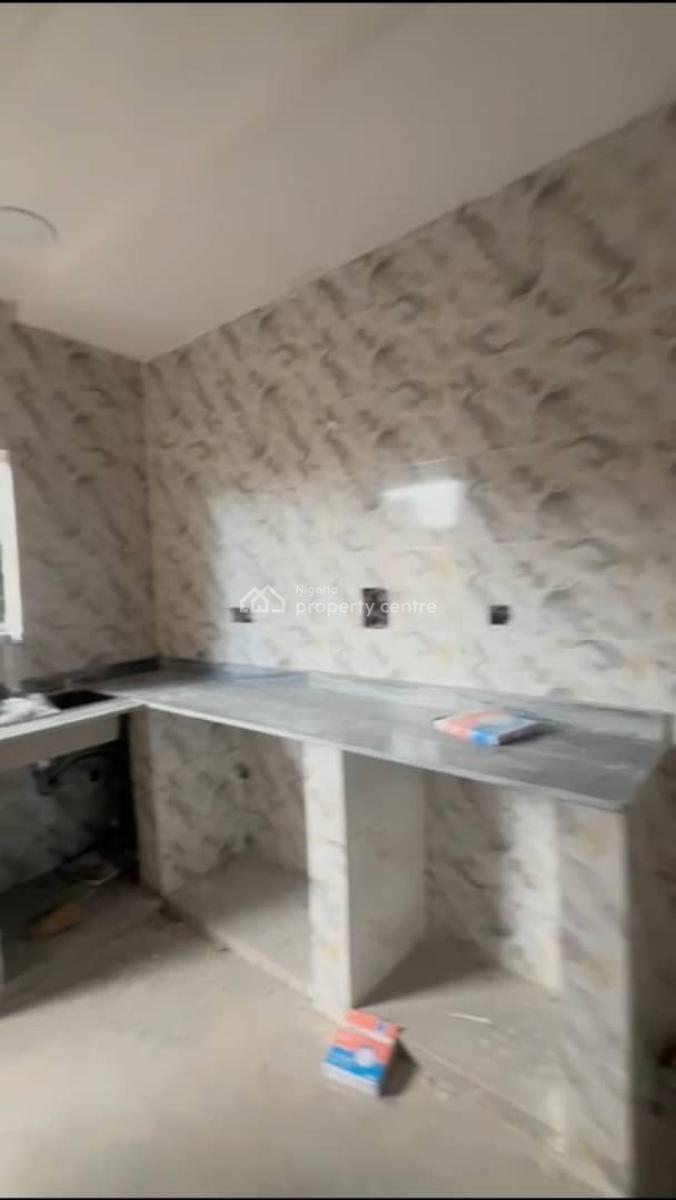 Lovely 2 Bedroom Flat, Kehinde Street Off Solo Ogun Via Adetola, Aguda, Surulere, Lagos, Flat / Apartment for Rent