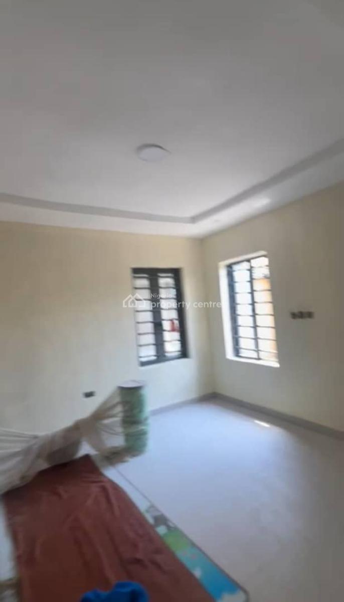 Lovely 2 Bedroom Flat, Kehinde Street Off Solo Ogun Via Adetola, Aguda, Surulere, Lagos, Flat / Apartment for Rent