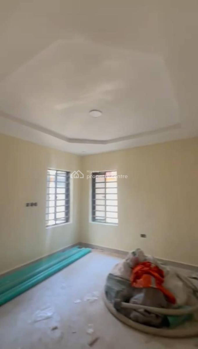 Lovely 2 Bedroom Flat, Kehinde Street Off Solo Ogun Via Adetola, Aguda, Surulere, Lagos, Flat / Apartment for Rent