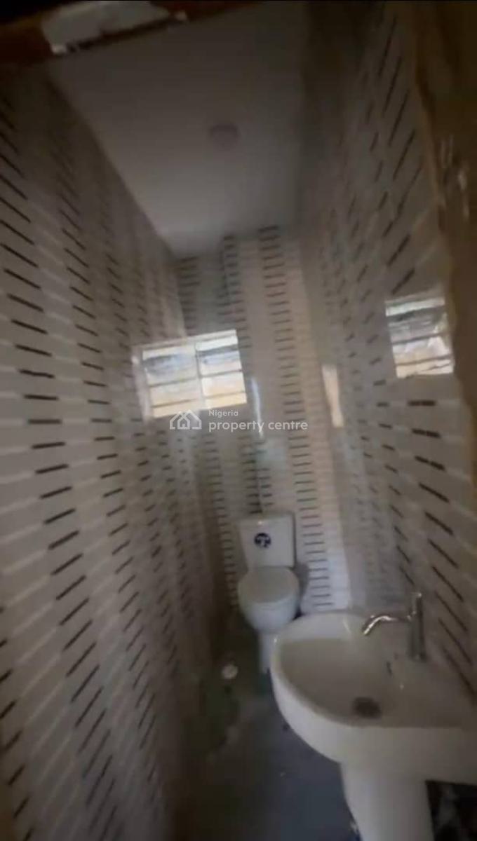 Lovely 2 Bedroom Flat, Kehinde Street Off Solo Ogun Via Adetola, Aguda, Surulere, Lagos, Flat / Apartment for Rent