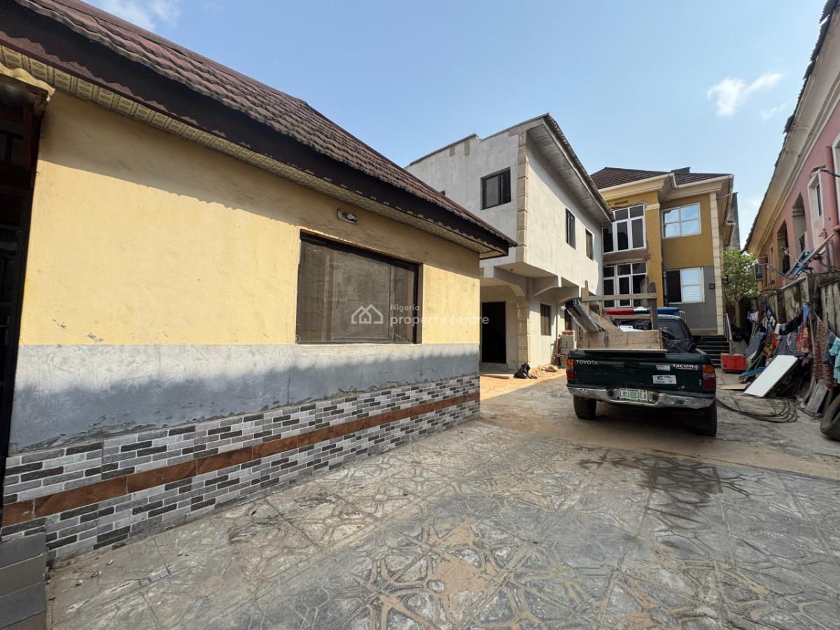 Well Maintained 4 Units of 2 Bedroom and 1 Unit of Mini Flat, Ojodu Berger, Ojodu, Lagos, House for Sale
