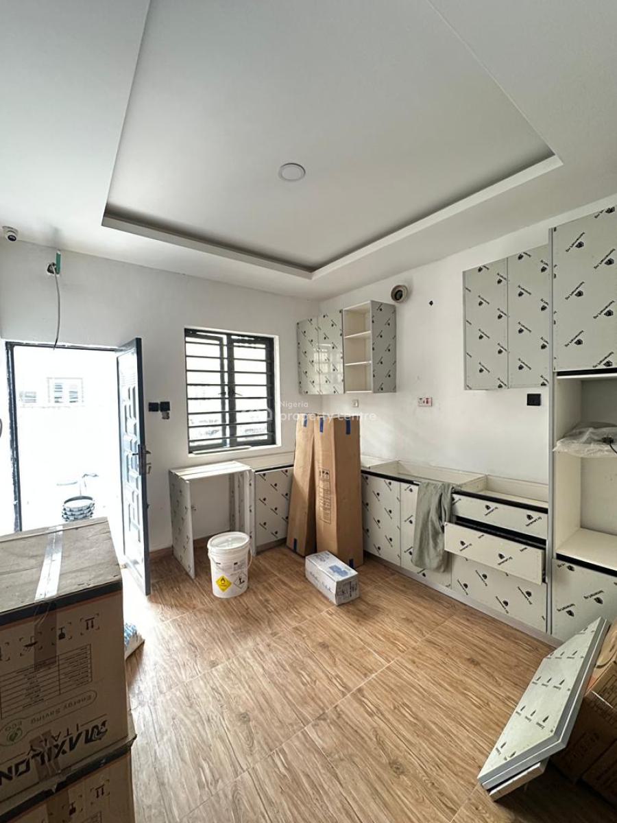 Luxury Spacious 5 Bedroom Terrace Duplex with Home Office & Rooftop, Orchid, Lekki, Lagos, Terraced Duplex for Sale