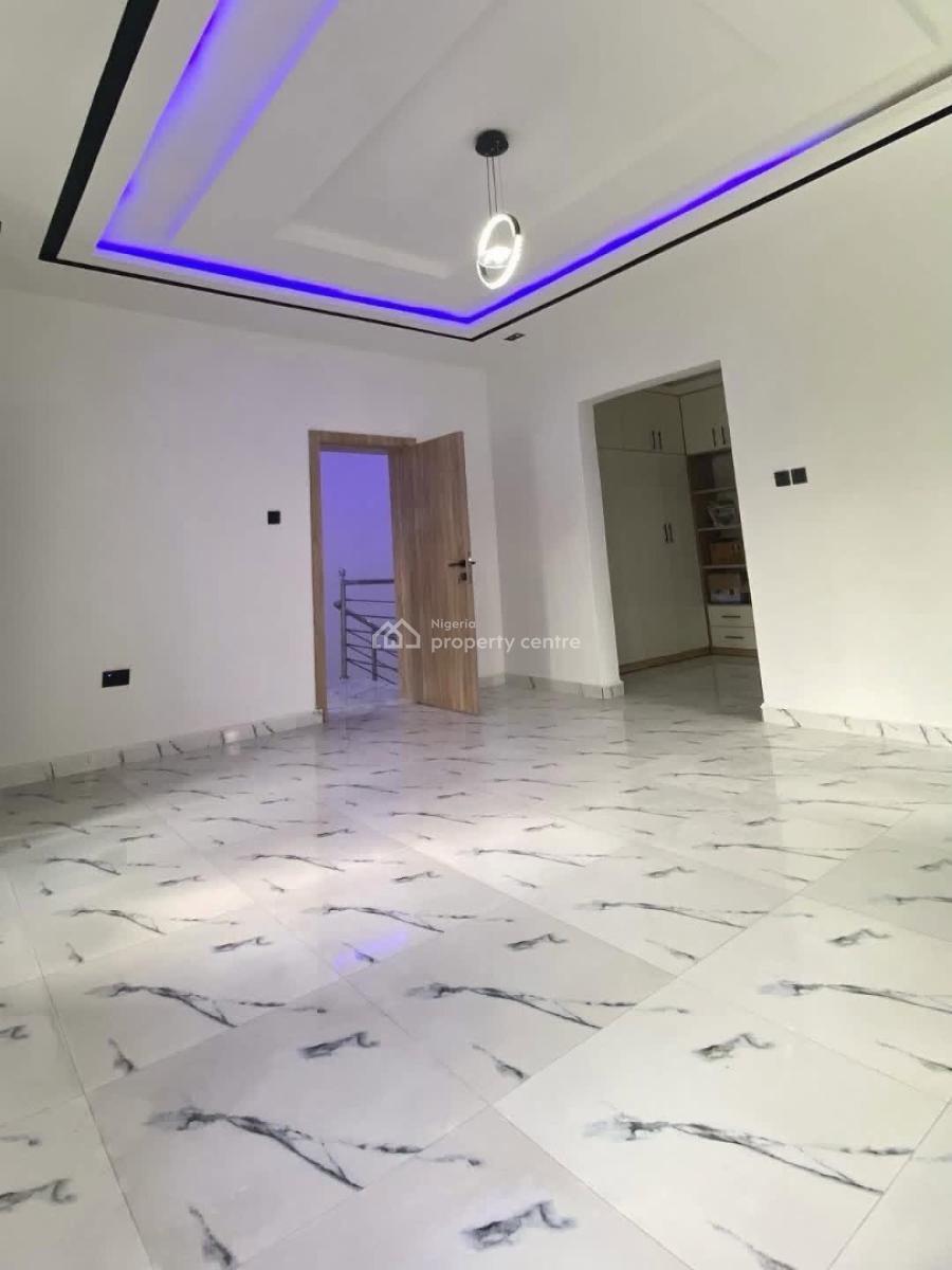 Contemporary 4 Bedroom Duplex with a Self Contain Bq, Akwaka, Rumuodomaya, Port Harcourt, Rivers, Detached Duplex for Sale