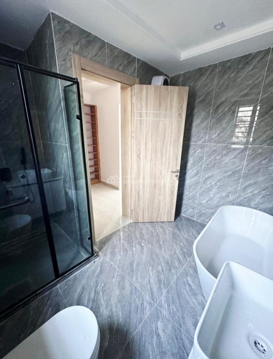 Stunning 4-bedroom Terrace Townhouse with Bq, Lekki Phase 1, Lekki, Lagos, Terraced Duplex for Rent