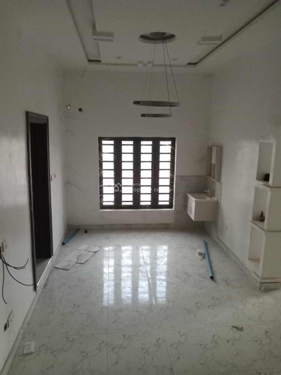 a Brand New Spacious 5-bedroom Semi-detached Duplex, Idu-karmo District, After Nizamiyel Hospital ( Turkish Hospital), Idu Industrial, Abuja, Semi-detached Duplex for Rent