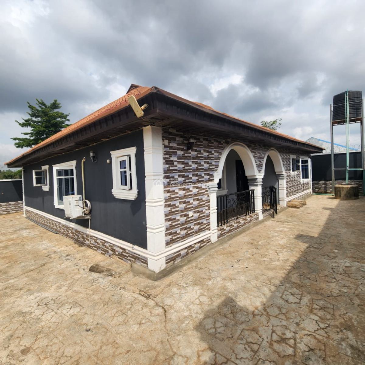 3 Bedroom Bungalow on 2 Plot, Omi Adio, Ibadan, Oyo, Detached Bungalow for Sale
