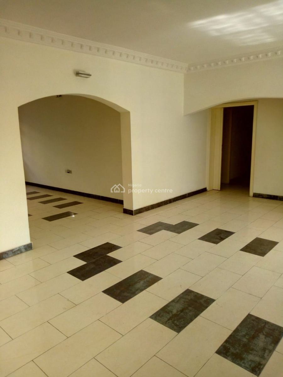 8 Nos Serviced 3 Bedroom Flats with 1 Room Bq Each on a 1,500 Sqm Land, Lekki Phase 1, Lekki, Lagos, Block of Flats for Sale