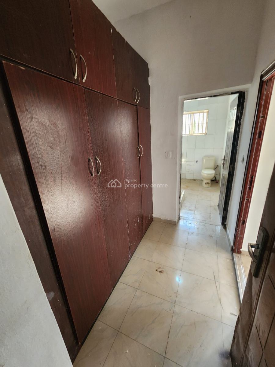 Luxury Three Bedroom Block of Flat, News Engineering, Dawaki, Gwarinpa, Abuja, Flat / Apartment for Rent