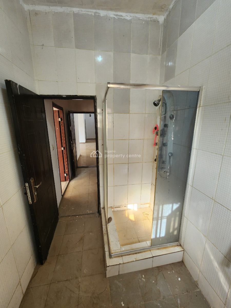 Luxury Three Bedroom Block of Flat, News Engineering, Dawaki, Gwarinpa, Abuja, Flat / Apartment for Rent