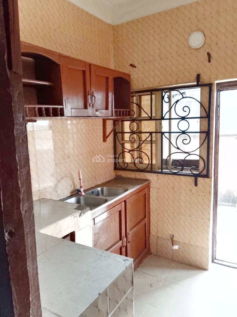 Luxury 2 Bedroom Flat, Gra Phase 1, Magodo, Lagos, Flat / Apartment for Rent