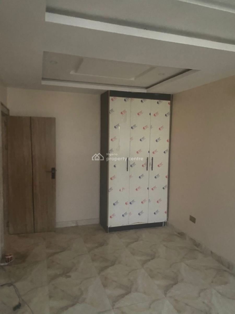 Well Finished 3 Bedroom Terrace + Bq, Gwarinpa, Abuja, Terraced Duplex for Rent