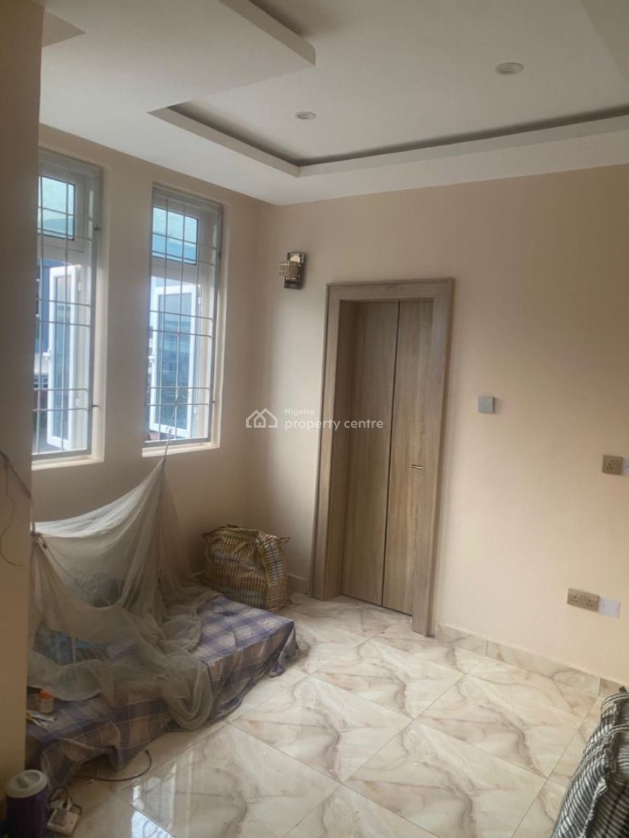 Well Finished 3 Bedroom Terrace + Bq, Gwarinpa, Abuja, Terraced Duplex for Rent