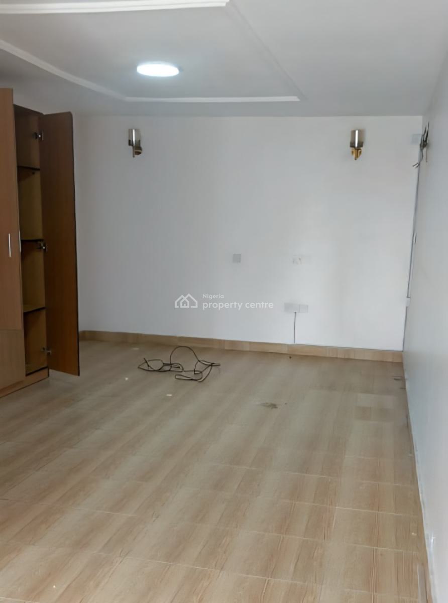 Fully Serviced 1 Bedroom Apartment (penthouse), Lekki Phase 1, Lekki, Lagos, Mini Flat (room and Parlour) for Rent