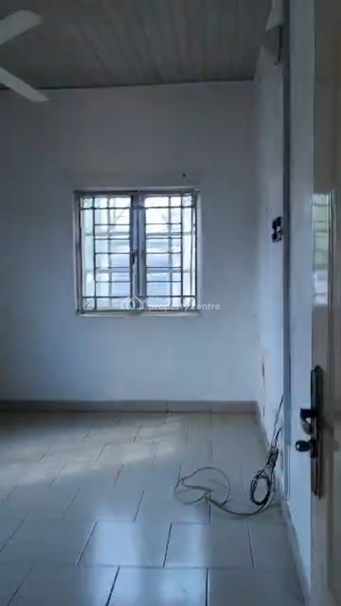 2 Bedroom Flat, Legislative Quarters, Apo, Abuja, Flat / Apartment for Rent