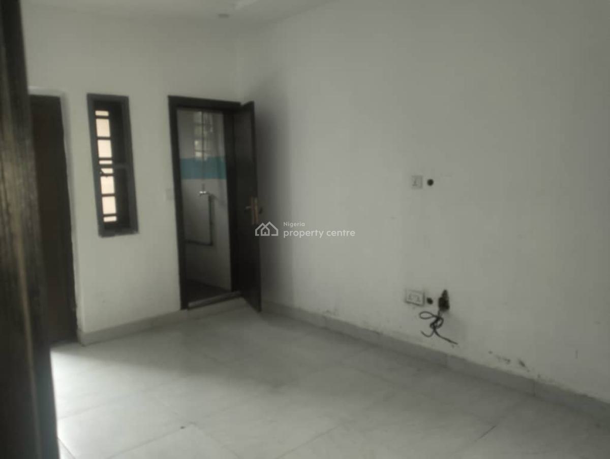 4 Bedroom Terrace with Bq, Osapa, Lekki, Lagos, Terraced Duplex for Rent