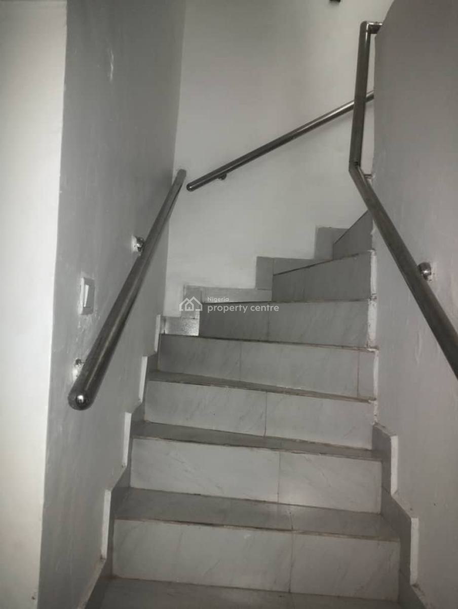 4 Bedroom Terrace with Bq, Osapa, Lekki, Lagos, Terraced Duplex for Rent