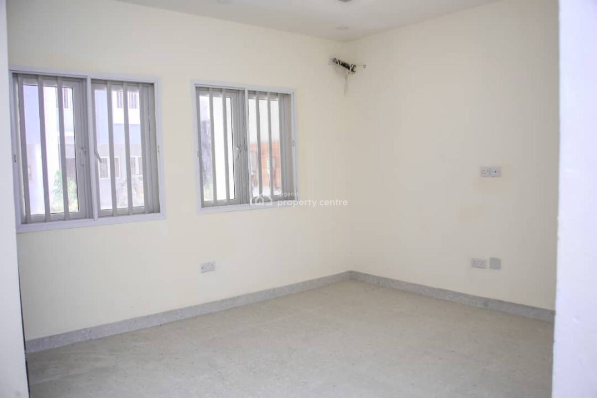 Brand Newly Built Luxury Serviced 3 Bedrooms Terrace Triplex with Bq, Alpha Beach New Road Opposite Chevron, Lekki, Lagos, Terraced Duplex for Rent