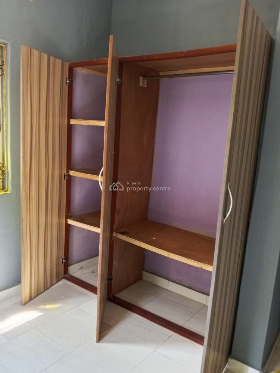 Clean 2 Bedroom, Tijani Salako Bucknor Estate, Isolo, Lagos, Flat / Apartment for Rent