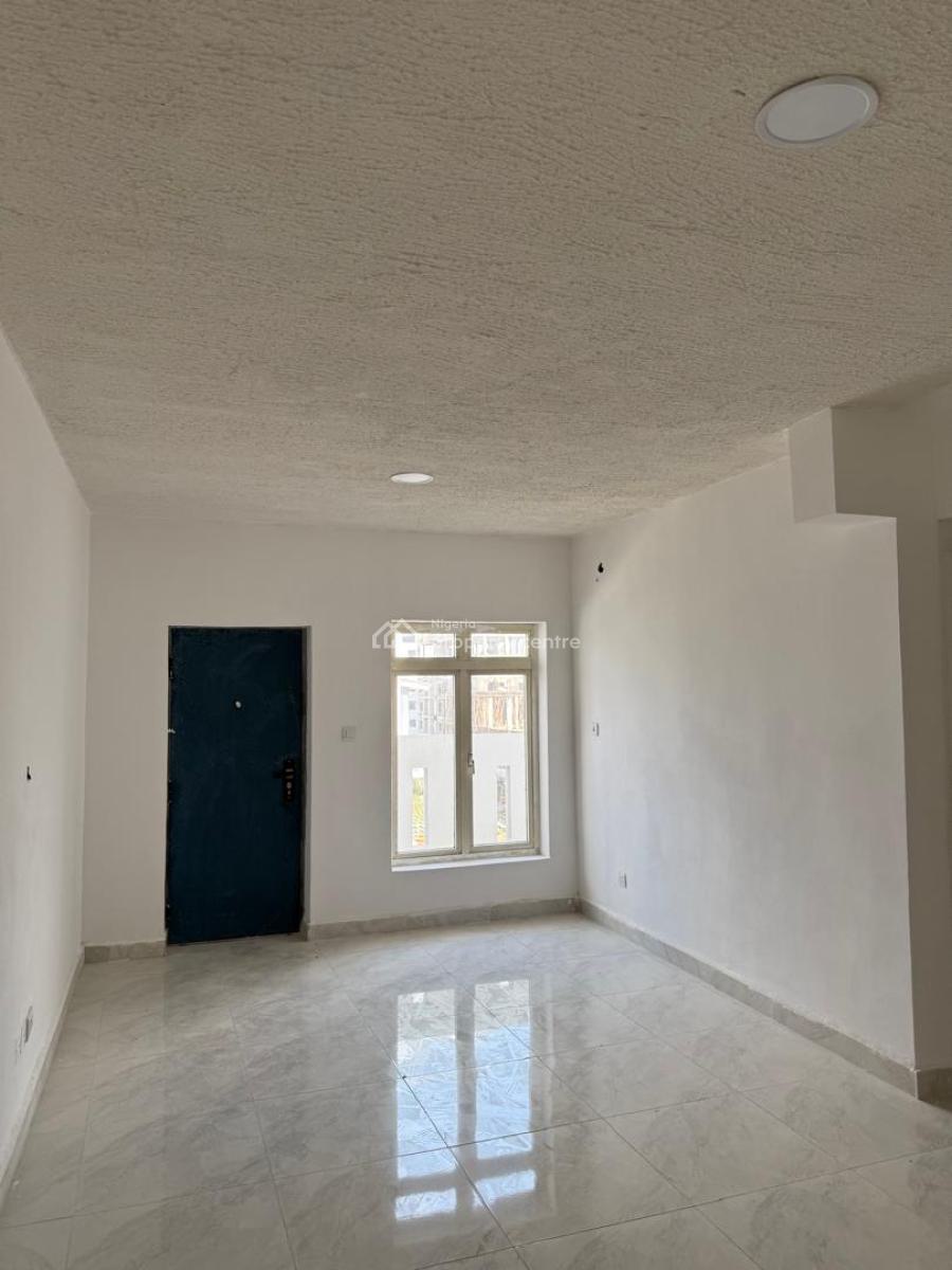 2 Bedroom Flat, Lekki Phase 1, Lekki, Lagos, Flat / Apartment for Rent