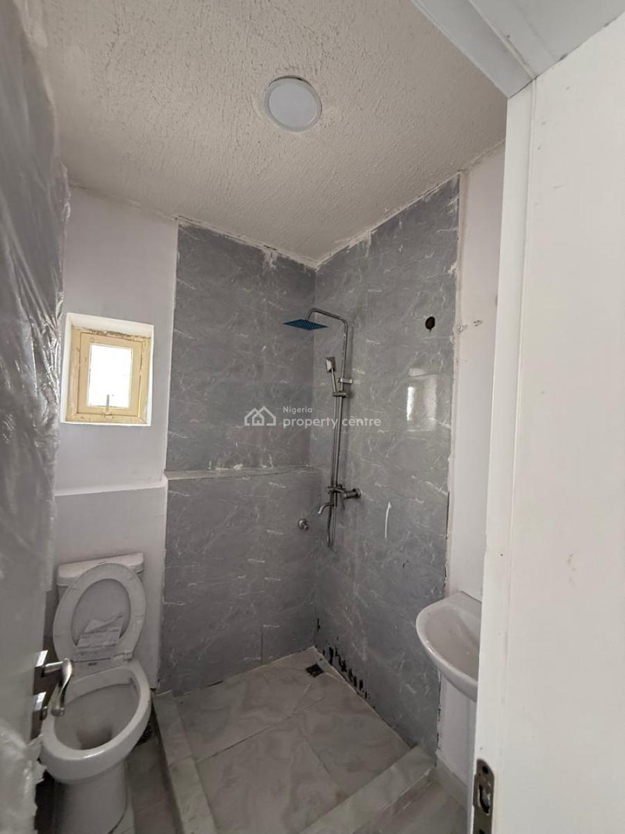 2 Bedroom Flat, Lekki Phase 1, Lekki, Lagos, Flat / Apartment for Rent