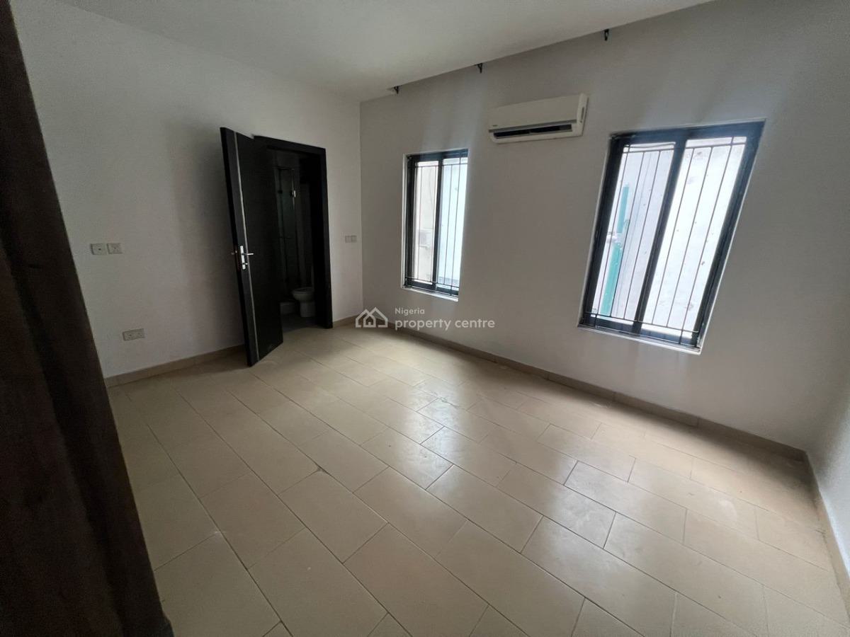 3 Bedroom Today with Bq and Swimming Pool on The 3rd Floor, Lekki Phase 1, Lekki, Lagos, Flat / Apartment for Rent