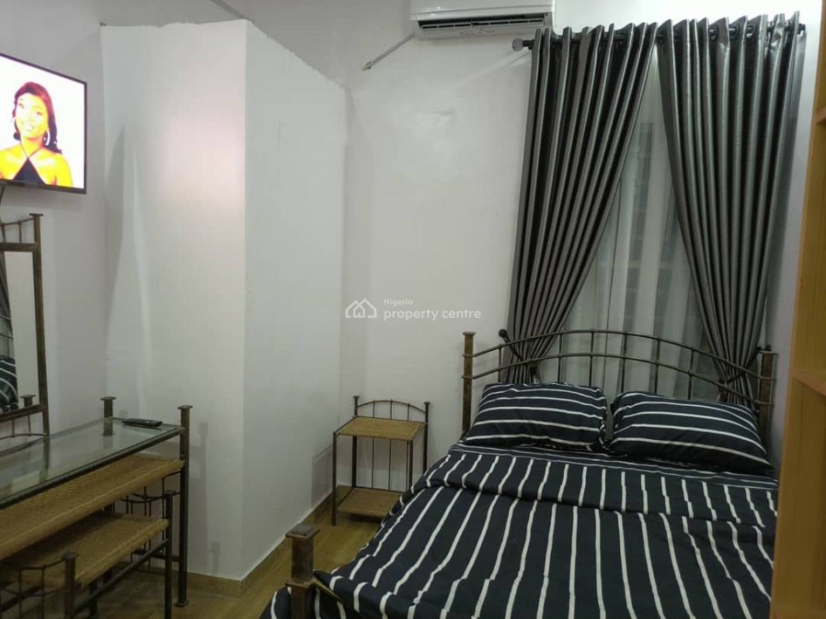 1 Furnished Mini Flat, Orchid Road, Lekki, Lagos, Mini Flat (room and Parlour) for Rent