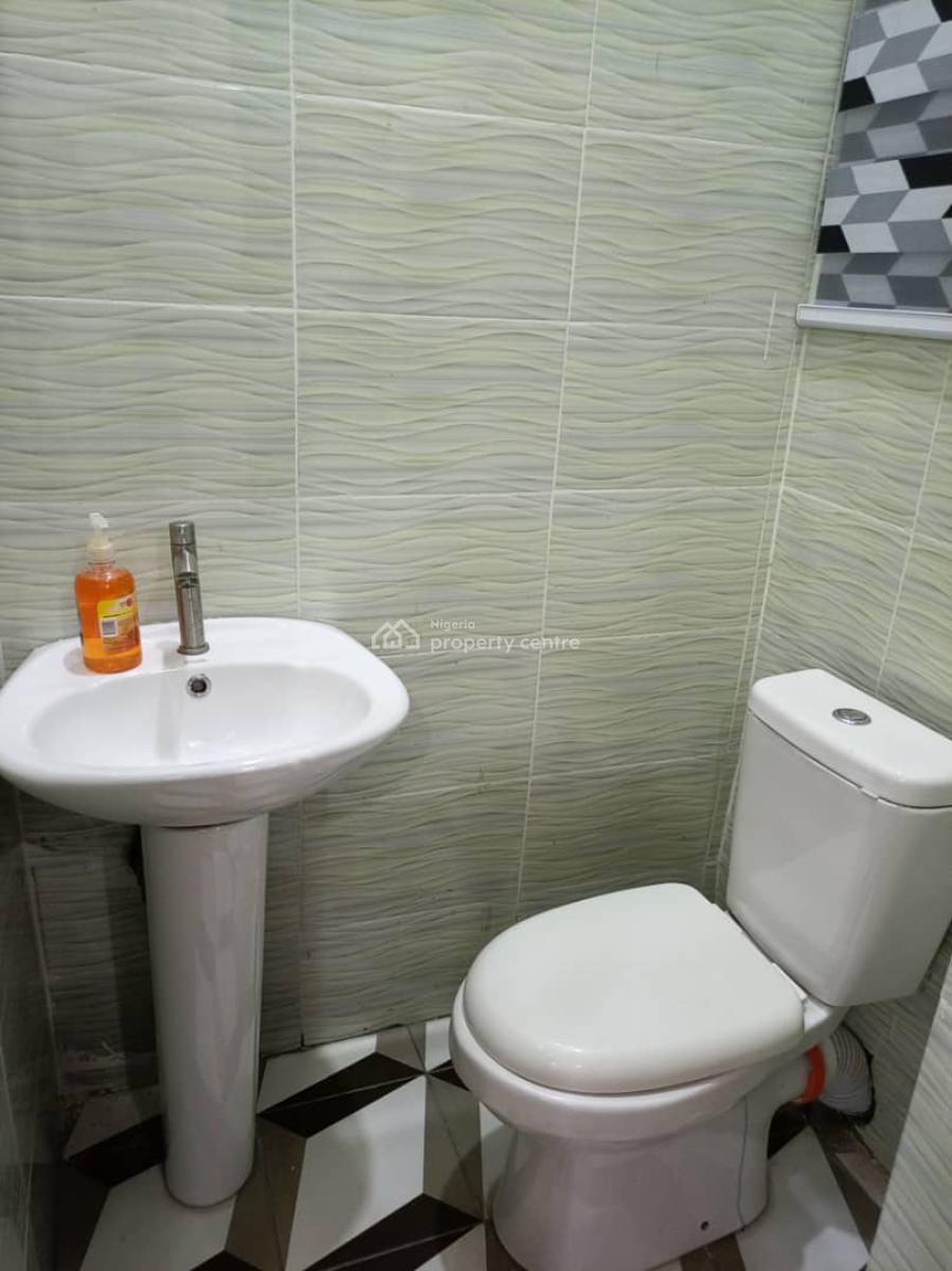 1 Furnished Mini Flat, Orchid Road, Lekki, Lagos, Mini Flat (room and Parlour) for Rent