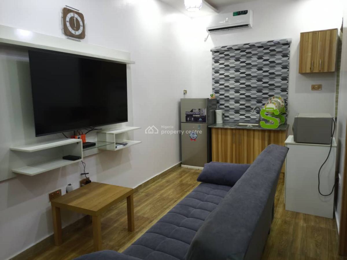 1 Furnished Mini Flat, Orchid Road, Lekki, Lagos, Mini Flat (room and Parlour) for Rent