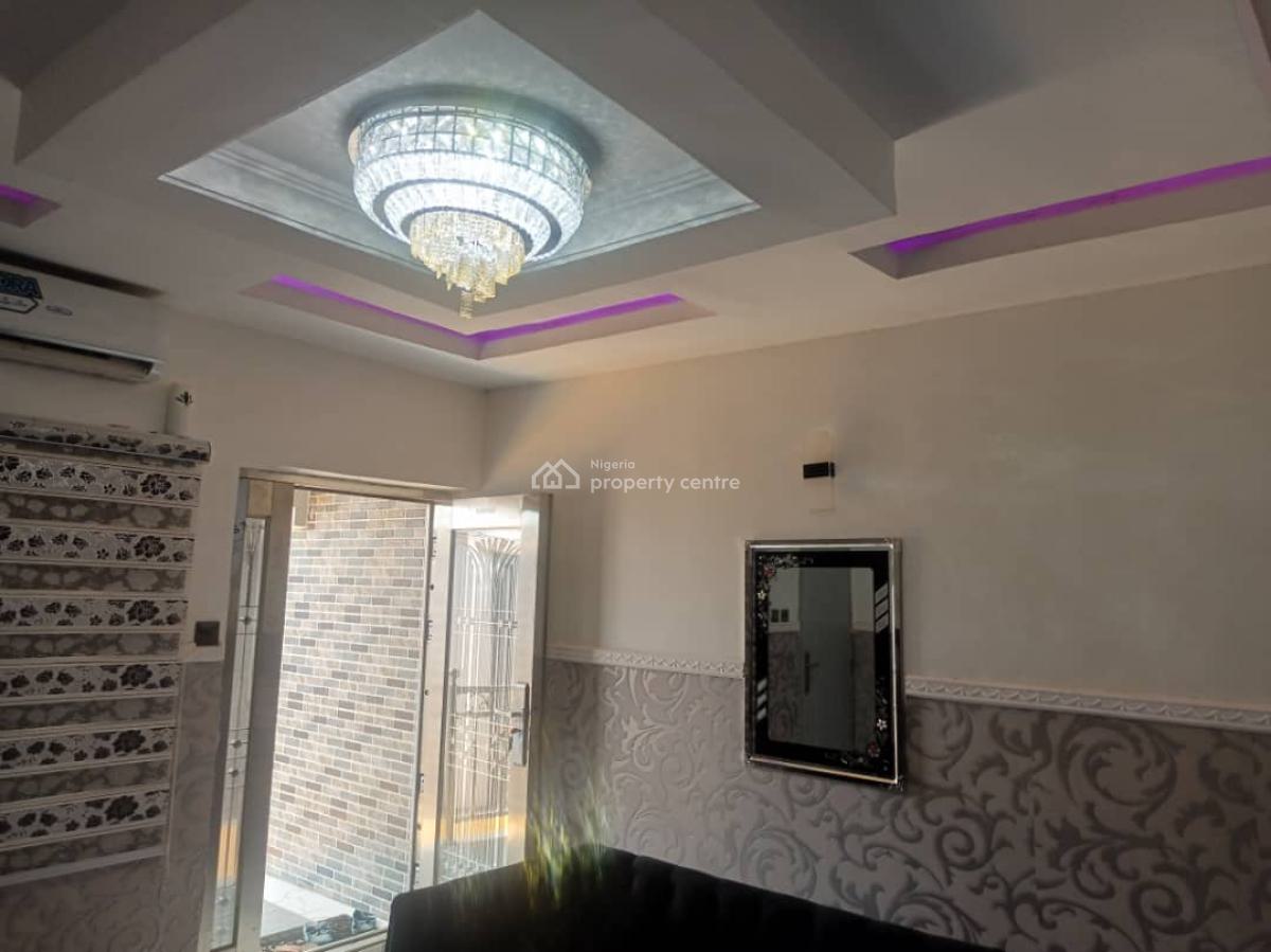 Newly Renovated 2 Bedroom Bungalow, Alafara, Idi-shin, Ibadan, Oyo, Flat / Apartment for Rent