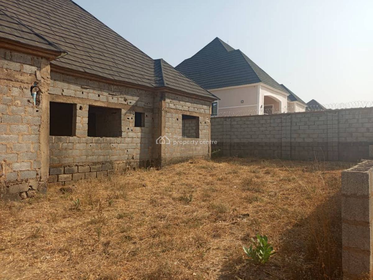 3 Bedrooms Bungalow Carcass on 600 Sqm, Orozo, Abuja, Detached Bungalow for Sale