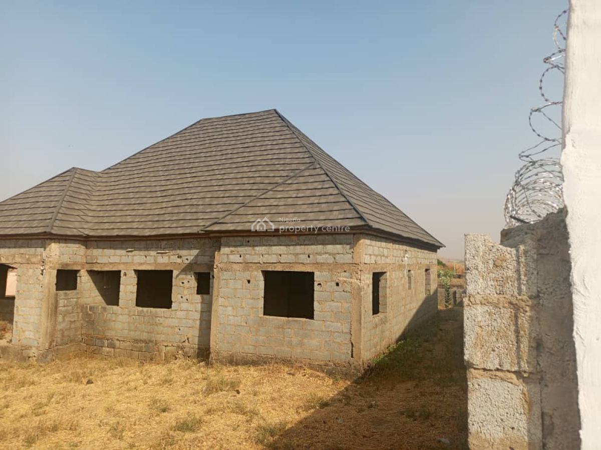3 Bedrooms Bungalow Carcass on 600 Sqm, Orozo, Abuja, Detached Bungalow for Sale