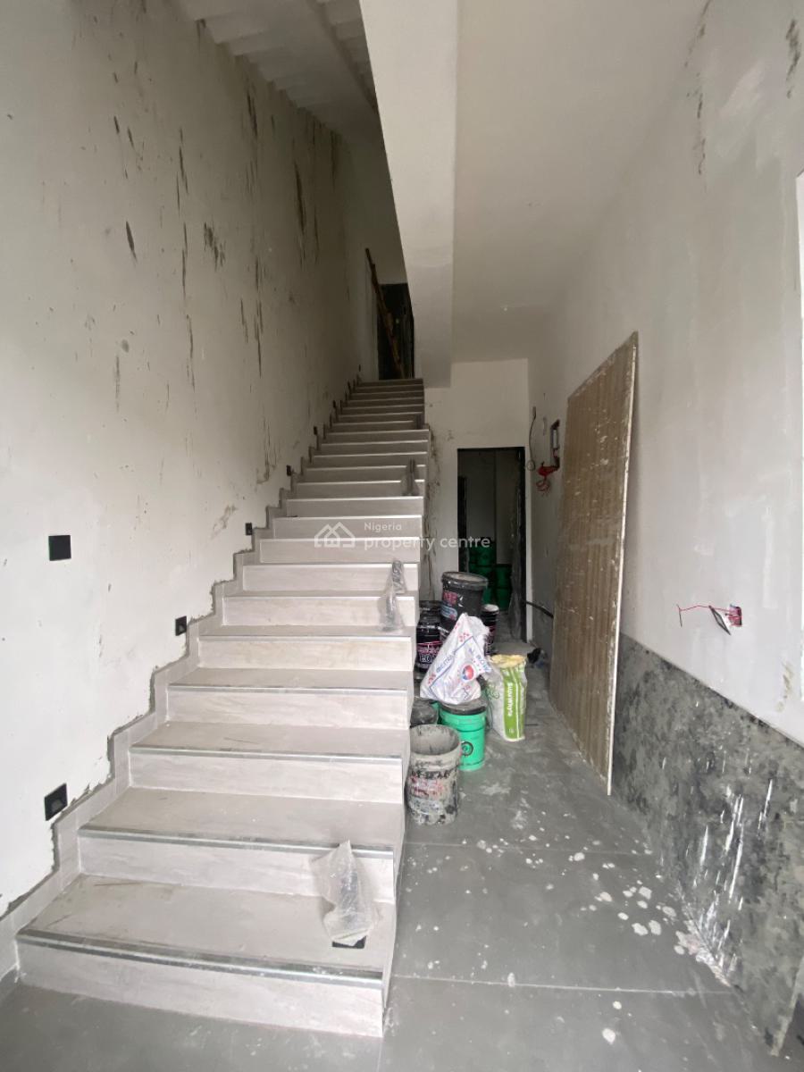 Lovely 3 Bedroom Terrace Duplex Private Compound, Lekki Phase 1, Lekki, Lagos, Terraced Duplex for Sale