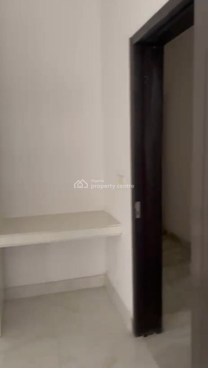 Spacious 3 Bedrooms Flat Serviced Apartment with Boyz Quarter, Riverside Apartment, Banana Island Road, Ikoyi, Lagos, Flat / Apartment for Rent