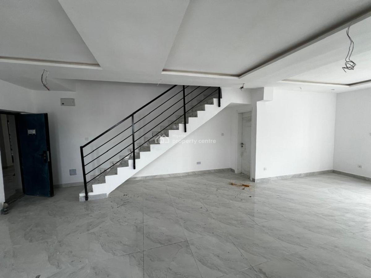 Luxury 2 Bedroom Apartment, Lekki Phase 1, Lekki, Lagos, Flat / Apartment for Rent