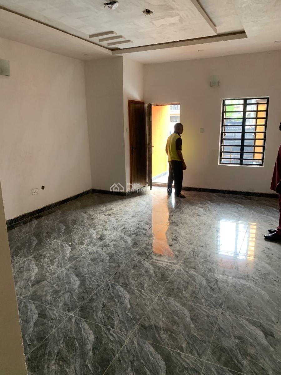 3 Bedroom Apartment, Gbagada, Lagos, Block of Flats for Sale