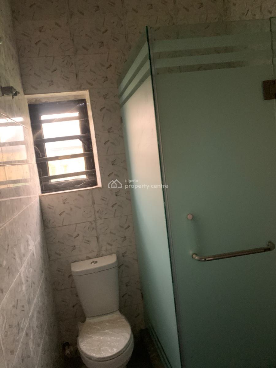 3 Bedroom Apartment, Gbagada, Lagos, Block of Flats for Sale