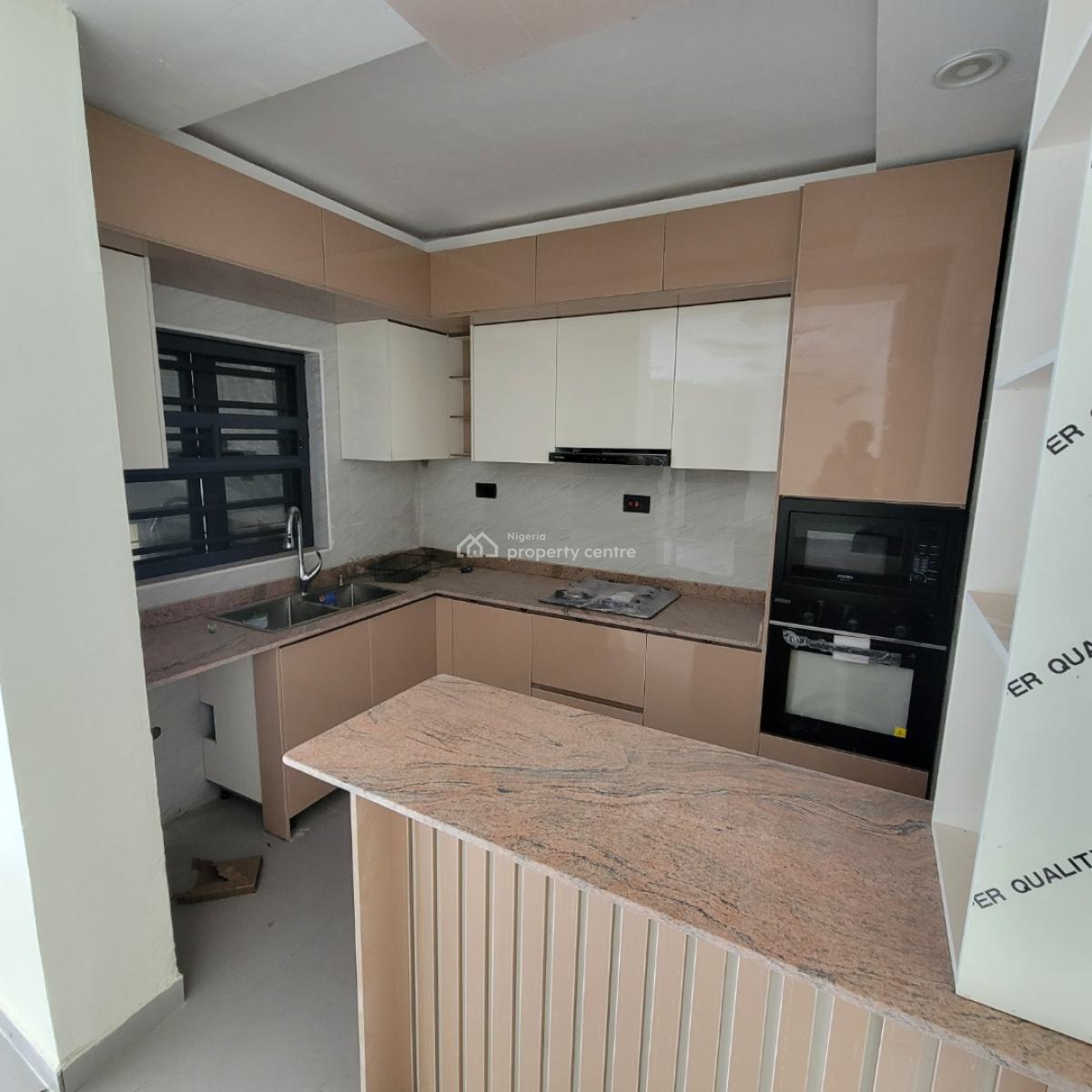 Spacious 2 Bedroom Apartment, Ikate, Lekki, Lagos, Flat / Apartment for Sale