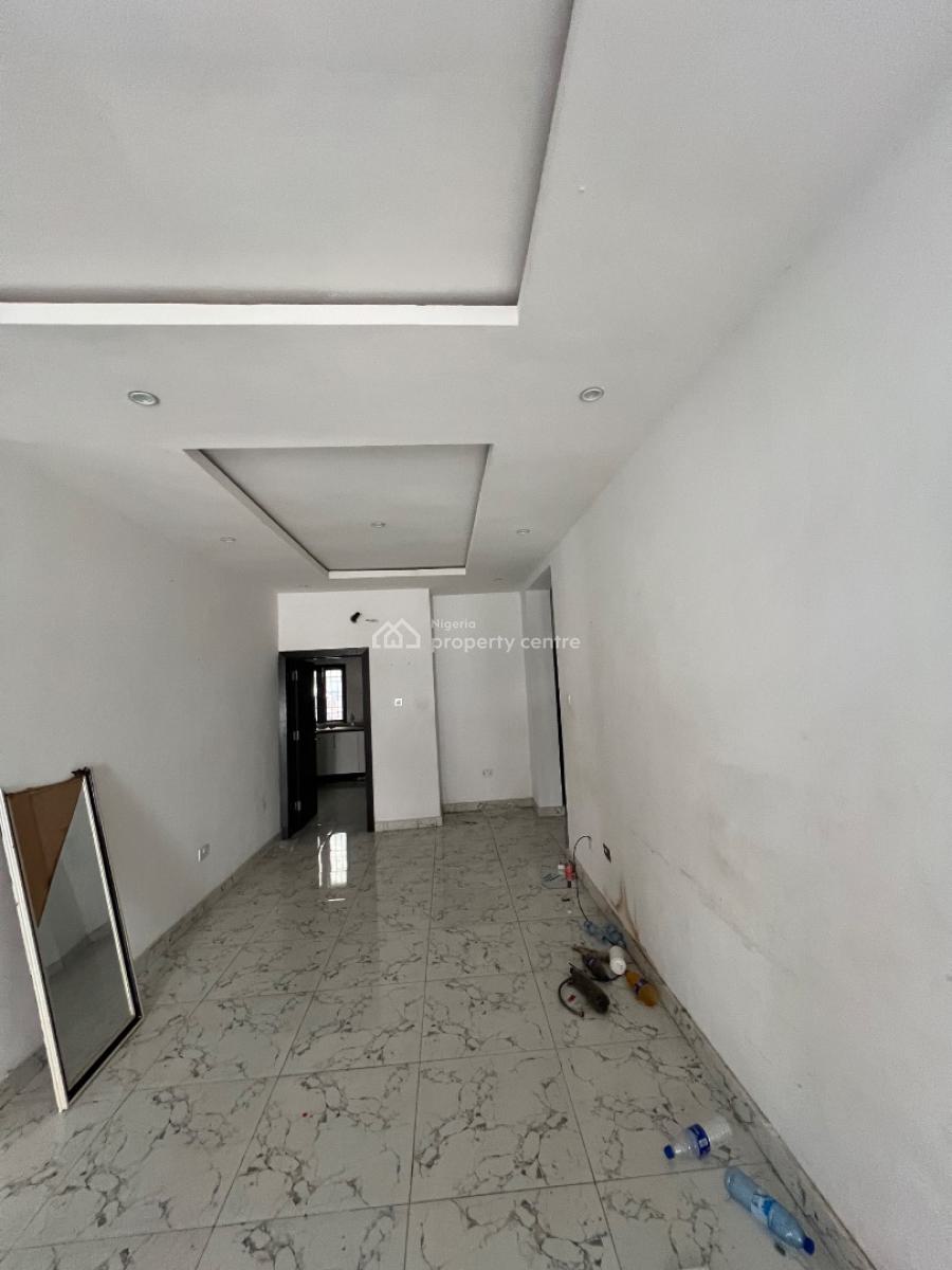 Well Built 3 Bedroom Apartment, Orchid Road, Lekki, Lagos, Flat / Apartment for Rent