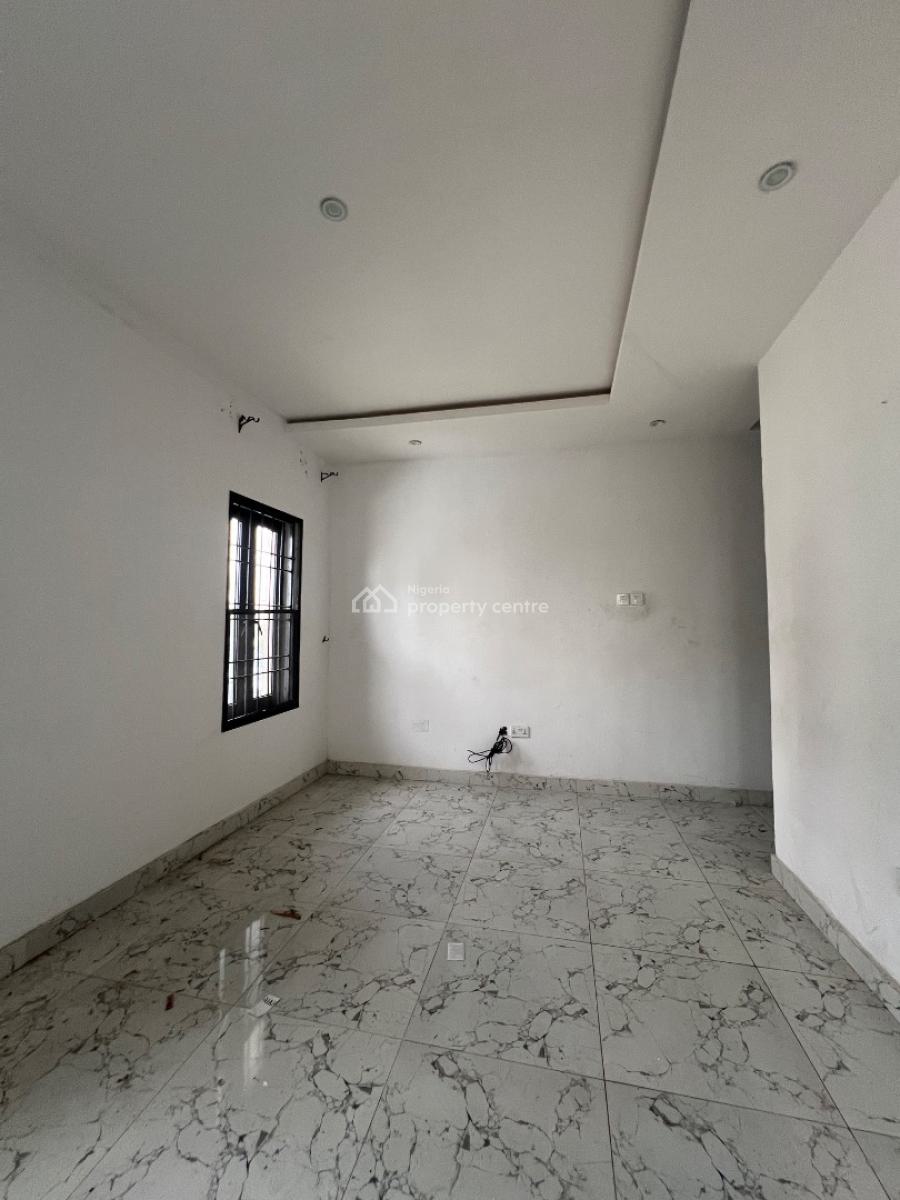 Well Built 3 Bedroom Apartment, Orchid Road, Lekki, Lagos, Flat / Apartment for Rent