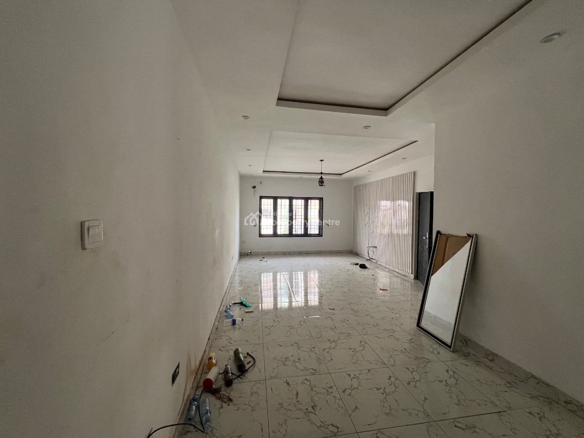 Well Built 3 Bedroom Apartment, Orchid Road, Lekki, Lagos, Flat / Apartment for Rent