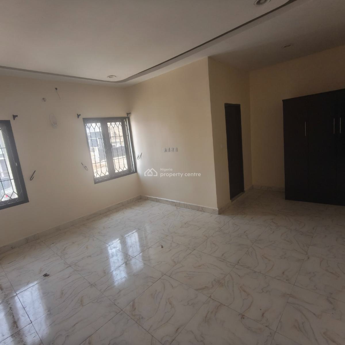 Nicely Done 3 Bedrooms Terraced Duplex, Naf Valley Estate, Asokoro District, Abuja, Terraced Duplex for Sale